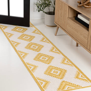 Lior Geometric Moroccan Diamond Area Rug